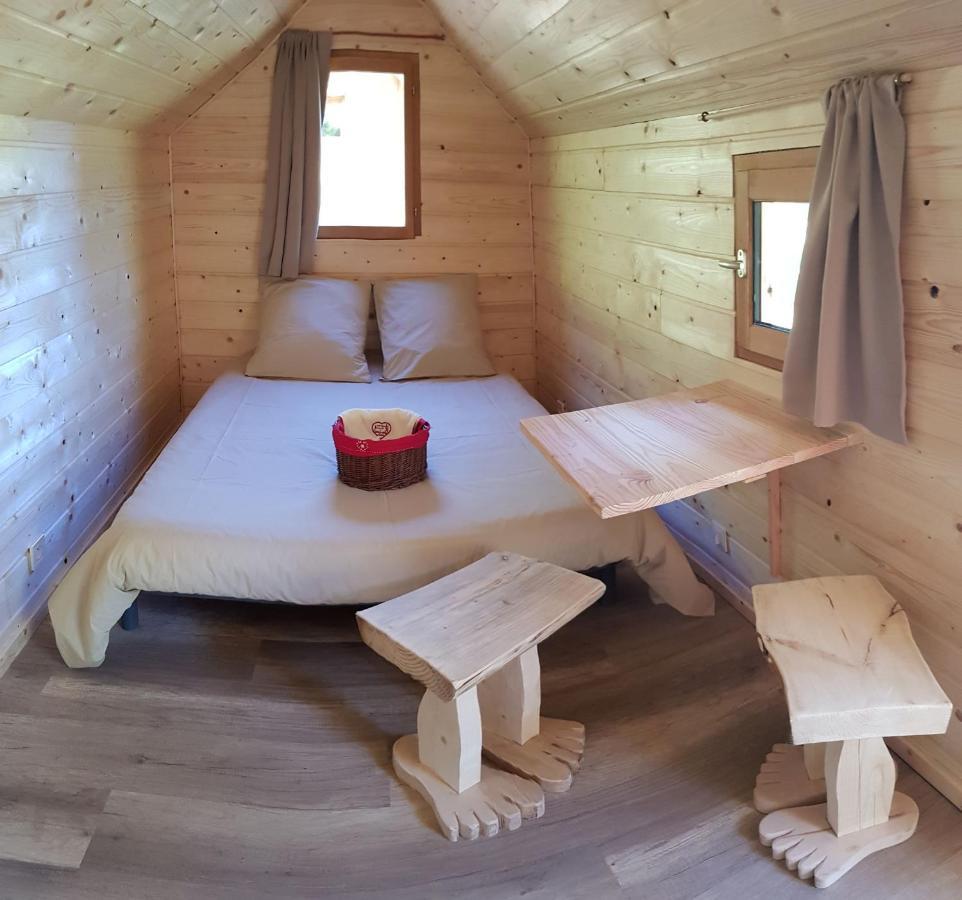 Le Noyer Du Baron Hotel Le Lauzet-Ubaye Екстериор снимка